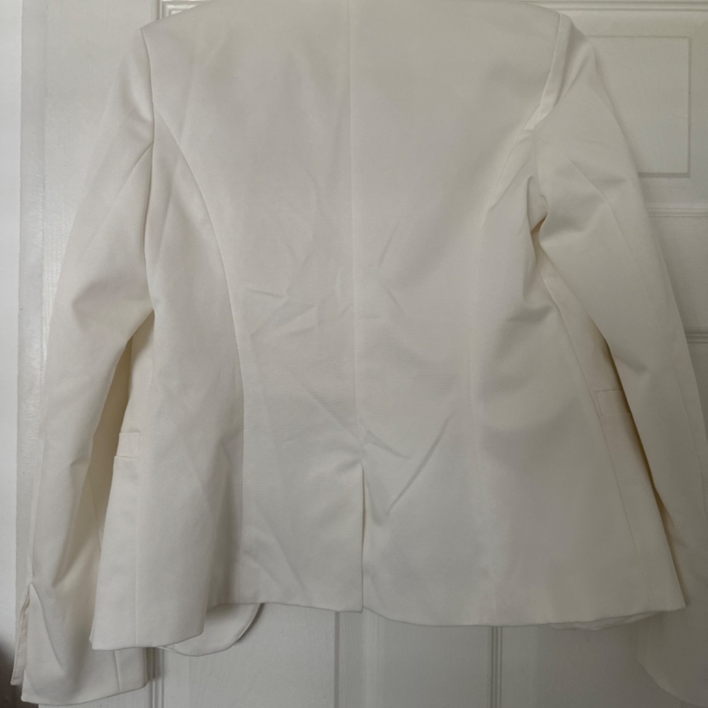 White jacket - Picture 4 of 4